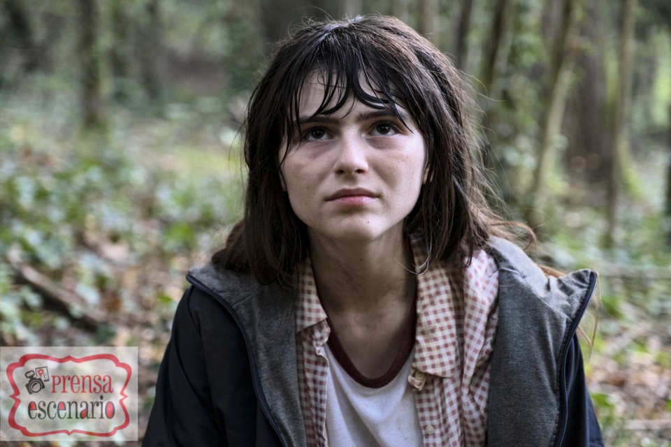 AMC_ANNA_06 – Prensaescenario